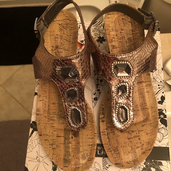 Sandals - Picture 2 of 3